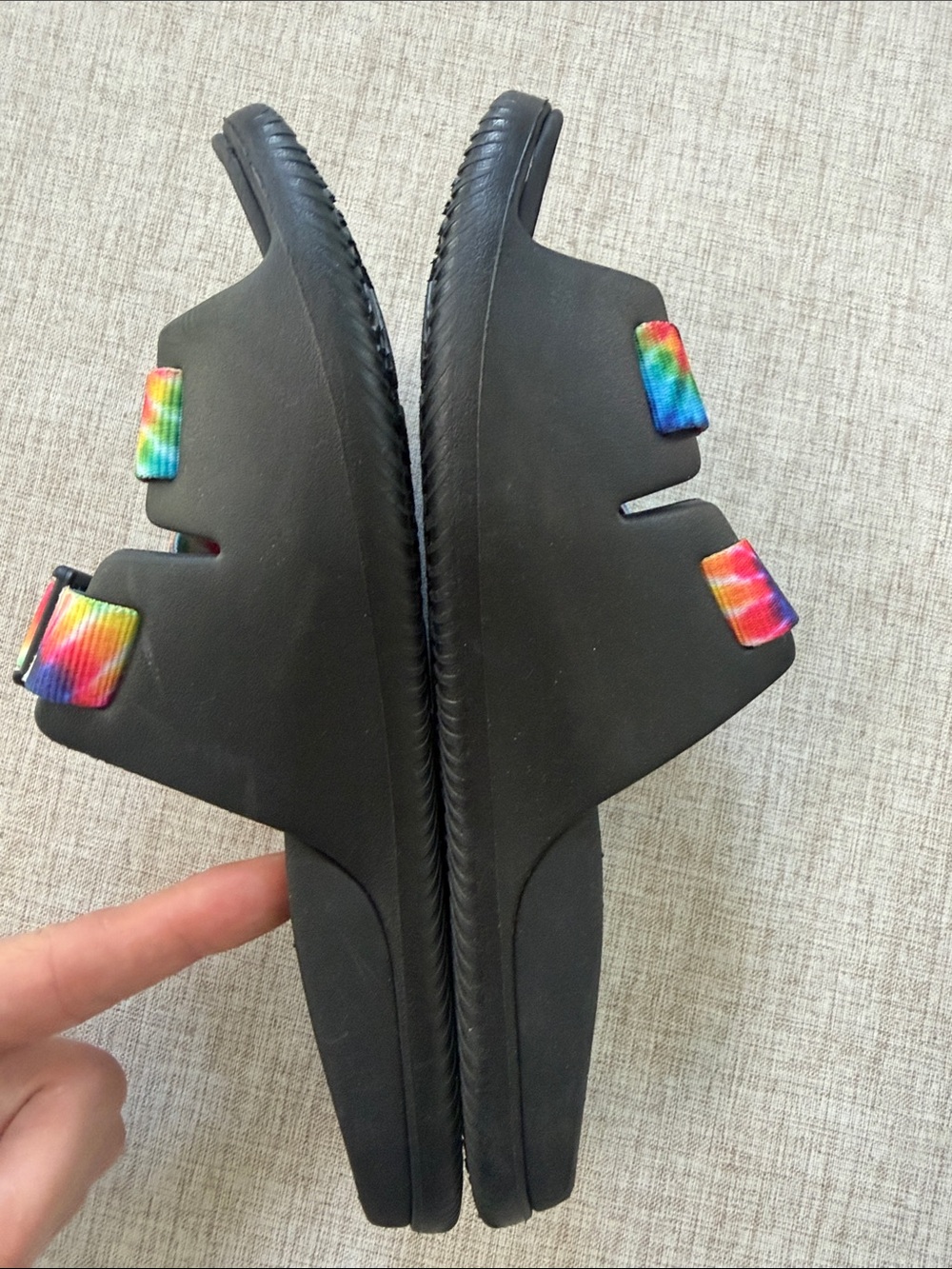 Chacos Chillos Kids Youth Size 3 Tie Dye Sandals Slip on Summer pool beach - Picture 5 of 10